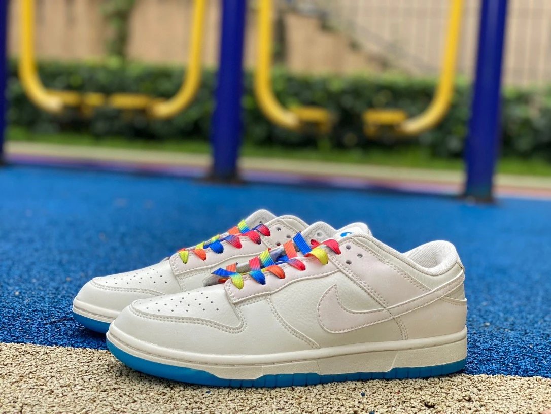 Nike SB Dunk Low