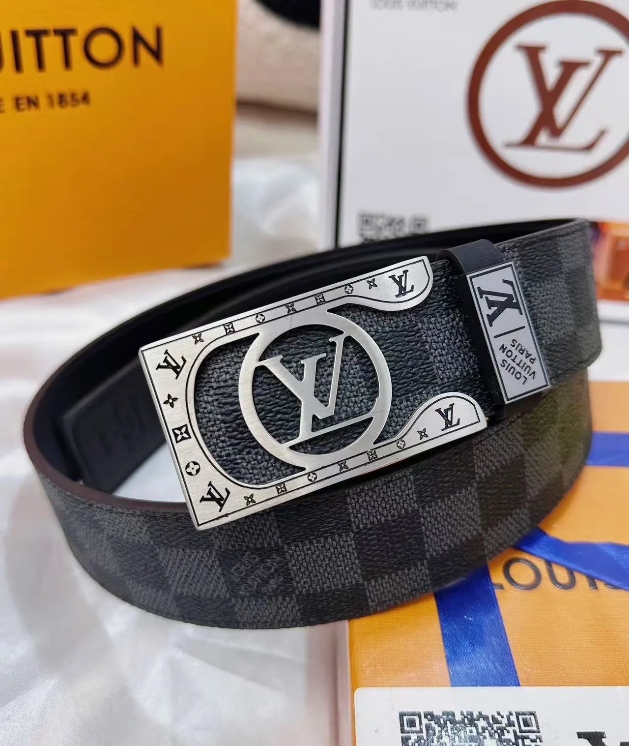  Louis Vuitton Gucci...Belt