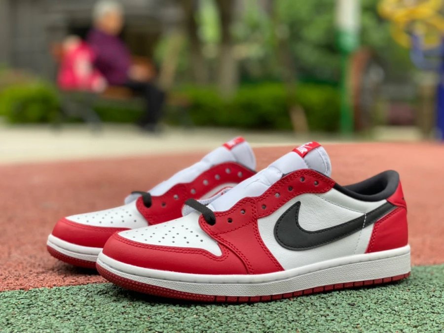 Air Jordan 1 Low