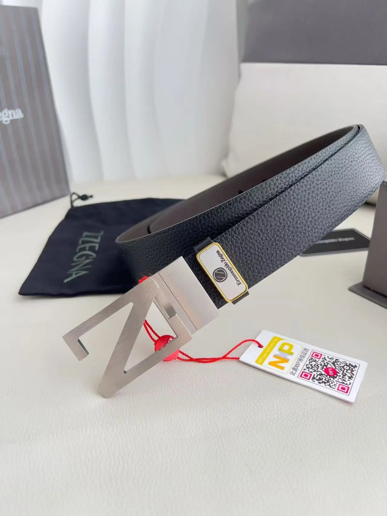  Louis Vuitton Gucci...Belt