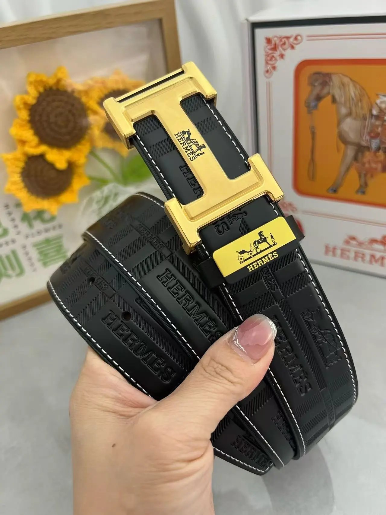 Versace  Louis Vuitton...Belt