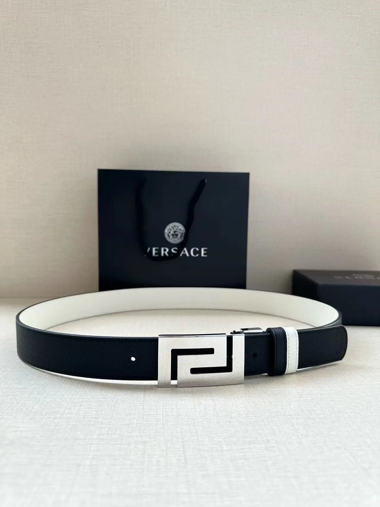  Louis Vuitton Fendi...Belt