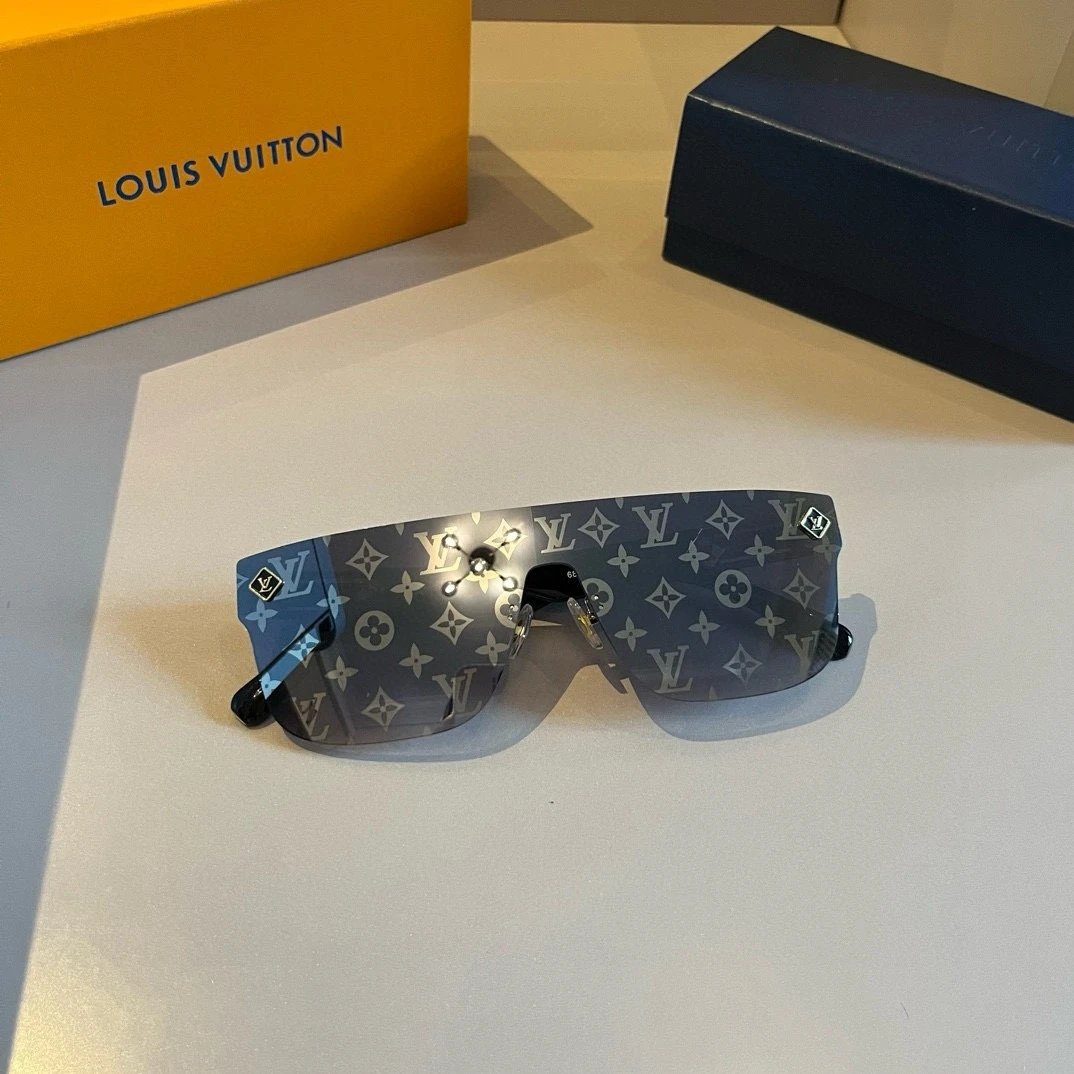 Prada Louis Vuitton...Sunglasses
