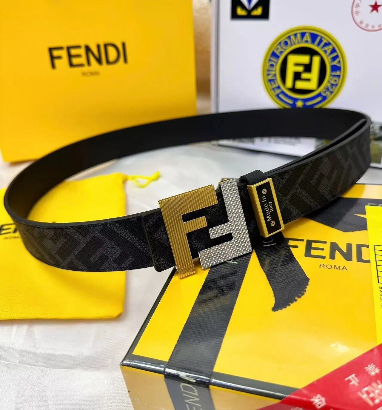  Louis Vuitton Fendi...Belt