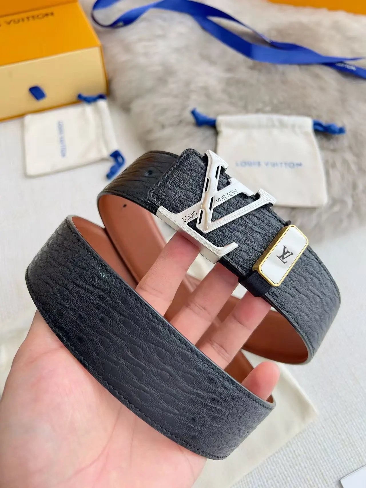  Louis Vuitton Dior...Belt