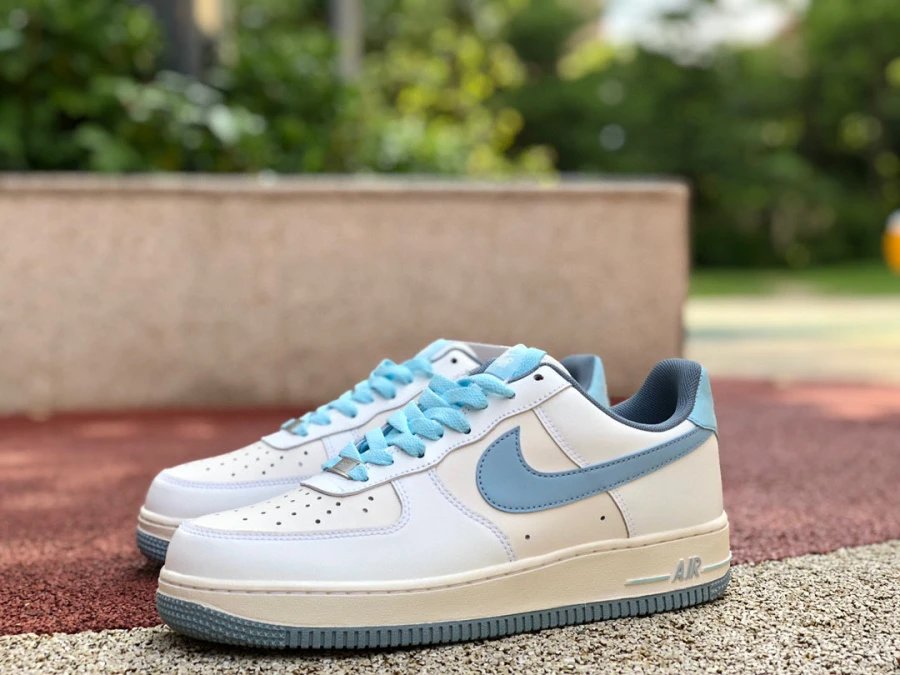 Nike Air Force 1 Low '07