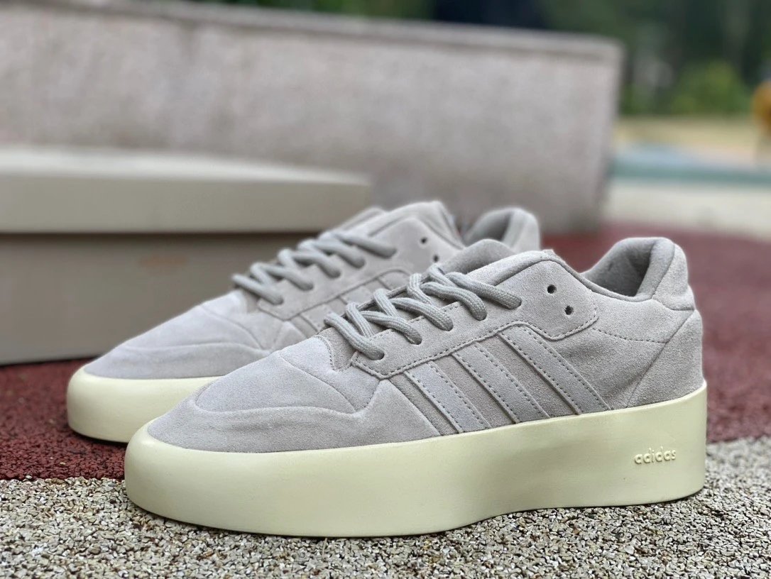 ad Fear of God Athletics '86 Lo