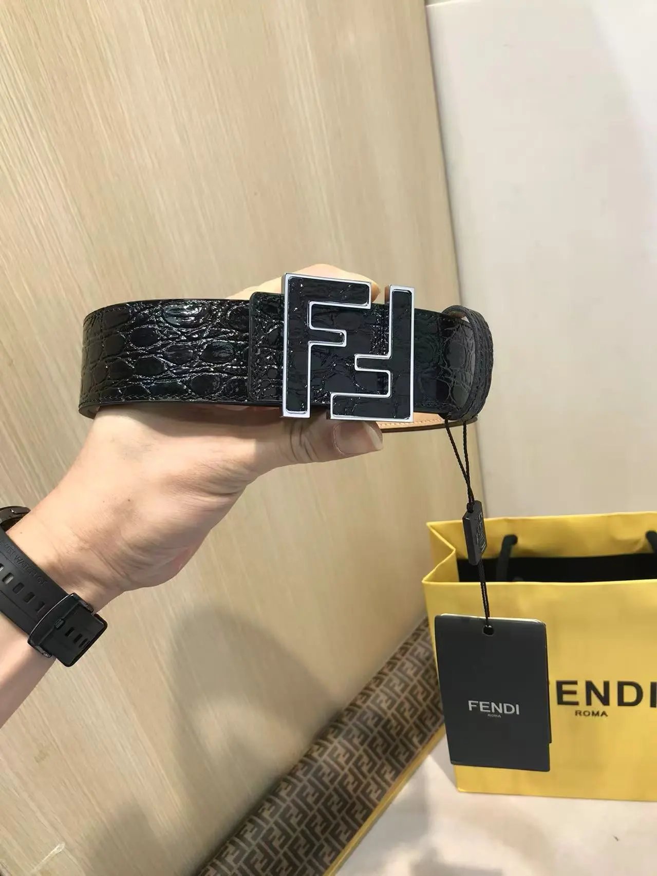  Louis Vuitton Gucci...Belt