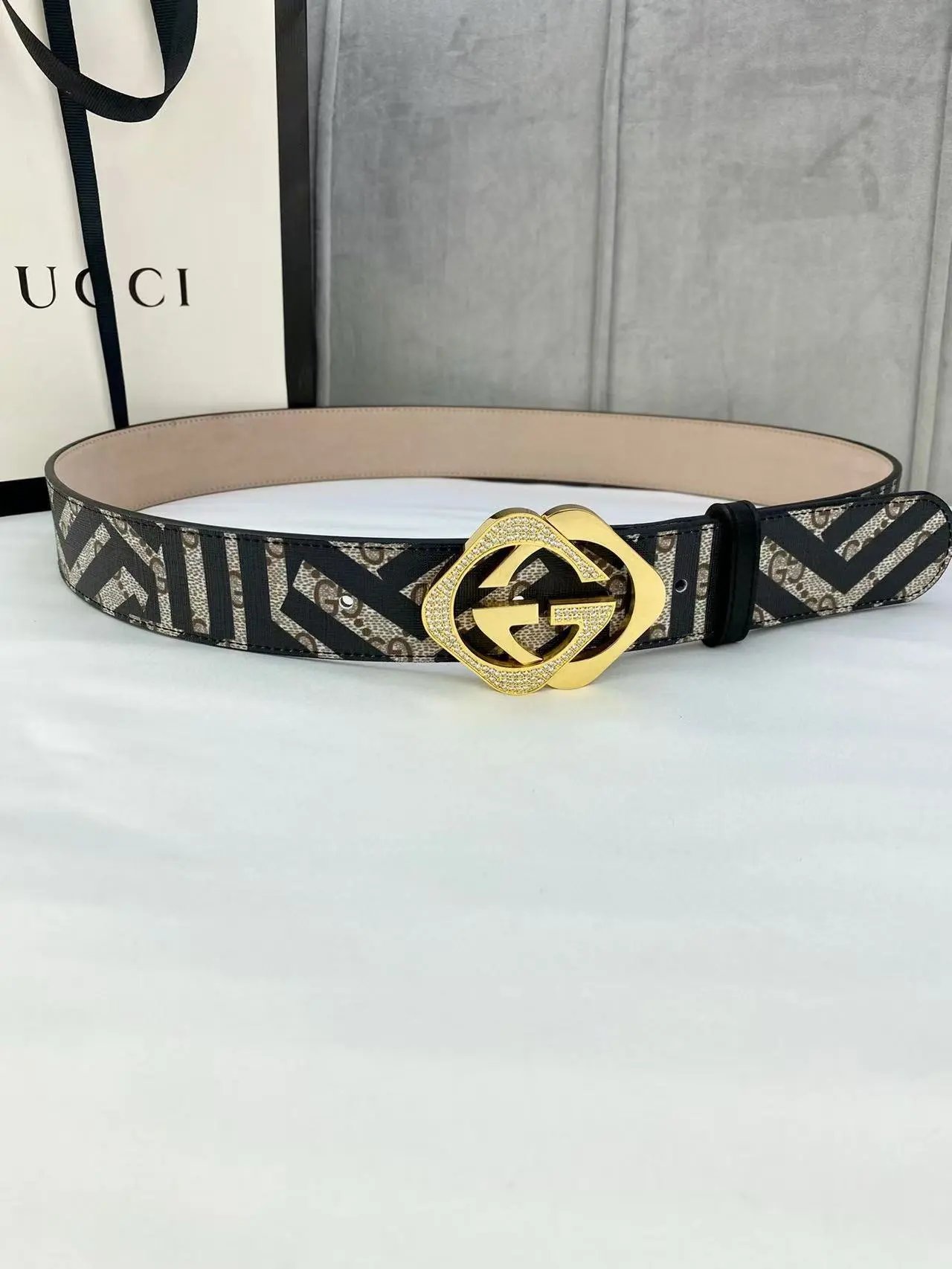  Louis Vuitton Fendi...Belt