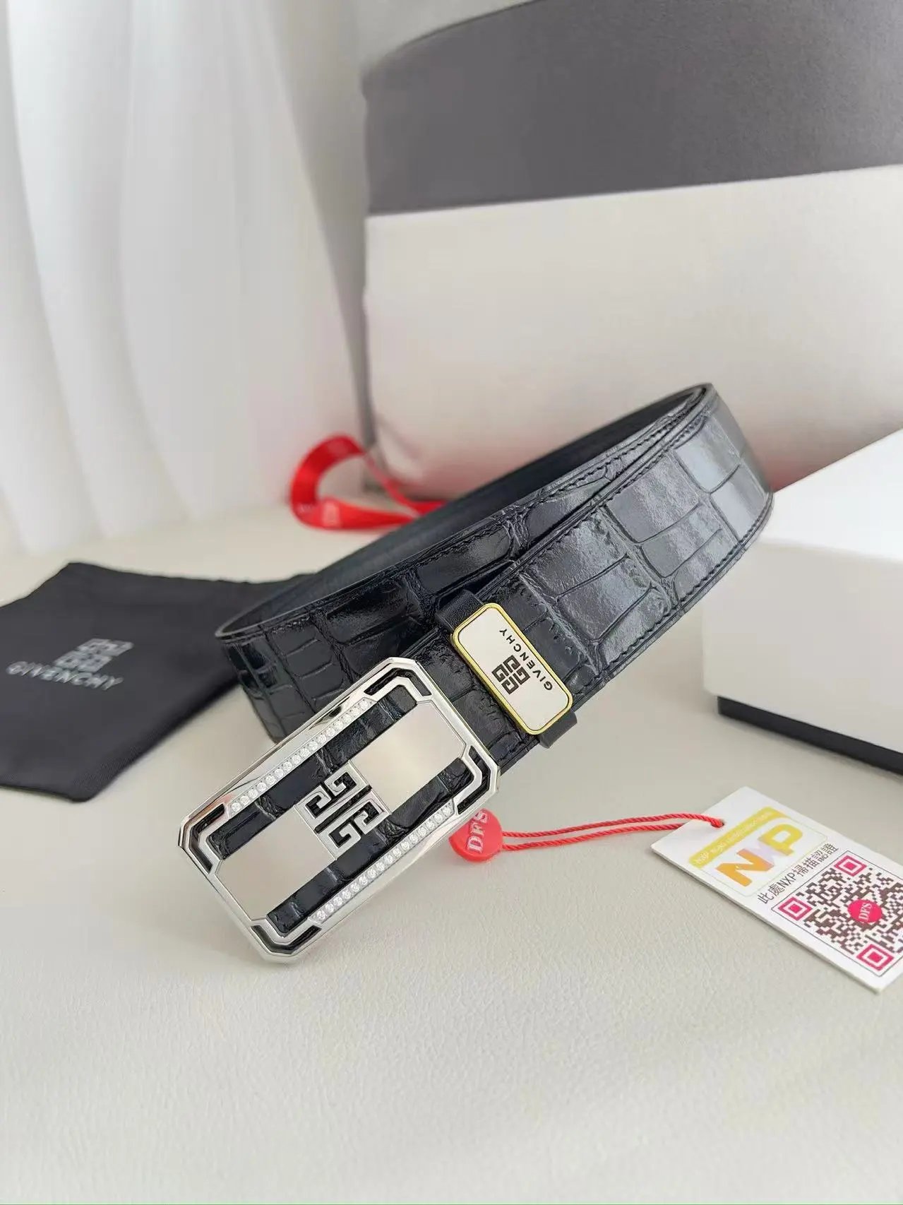 Louis Vuitton Gucci...Belt