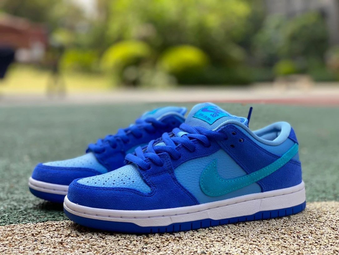 Nike Dunk Low
