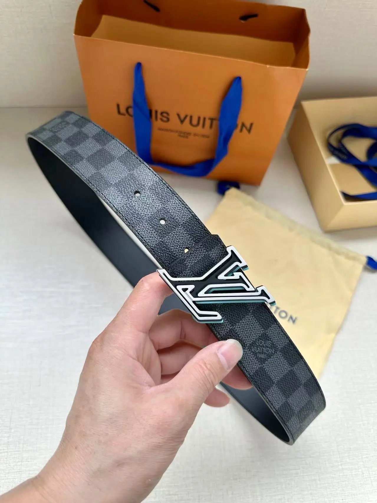  Louis Vuitton Gucci...Belt