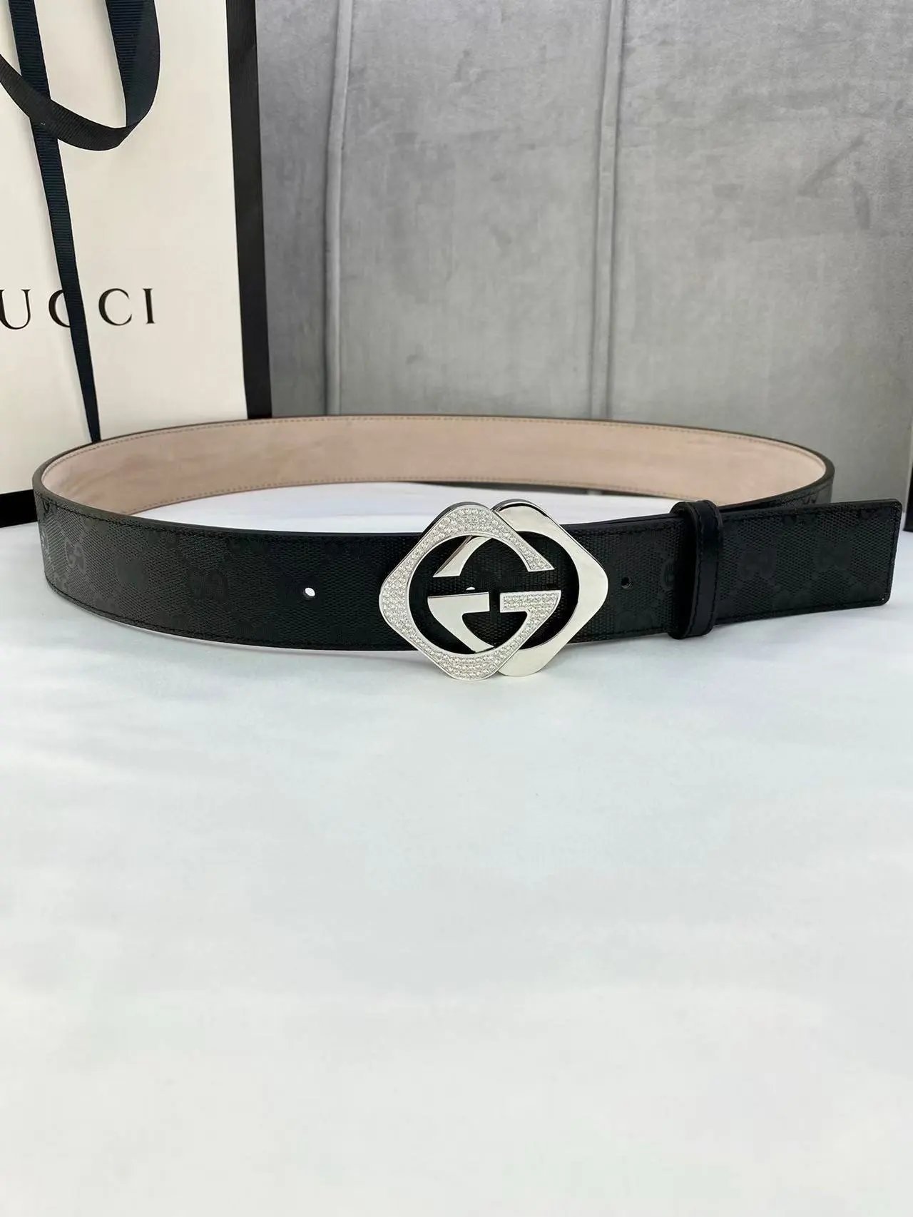  Louis Vuitton Fendi...Belt
