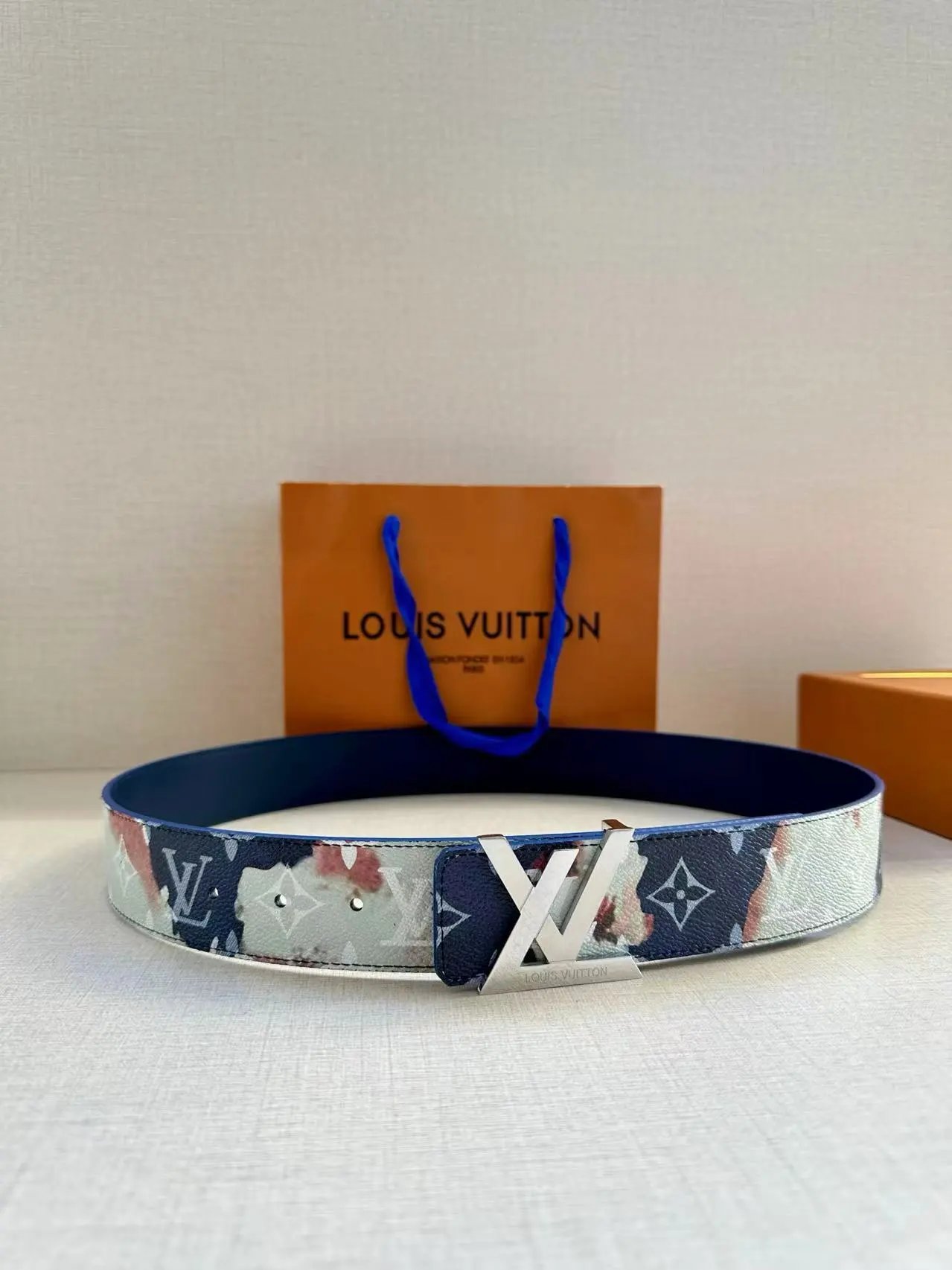 Louis Vuitton Fendi...Belt