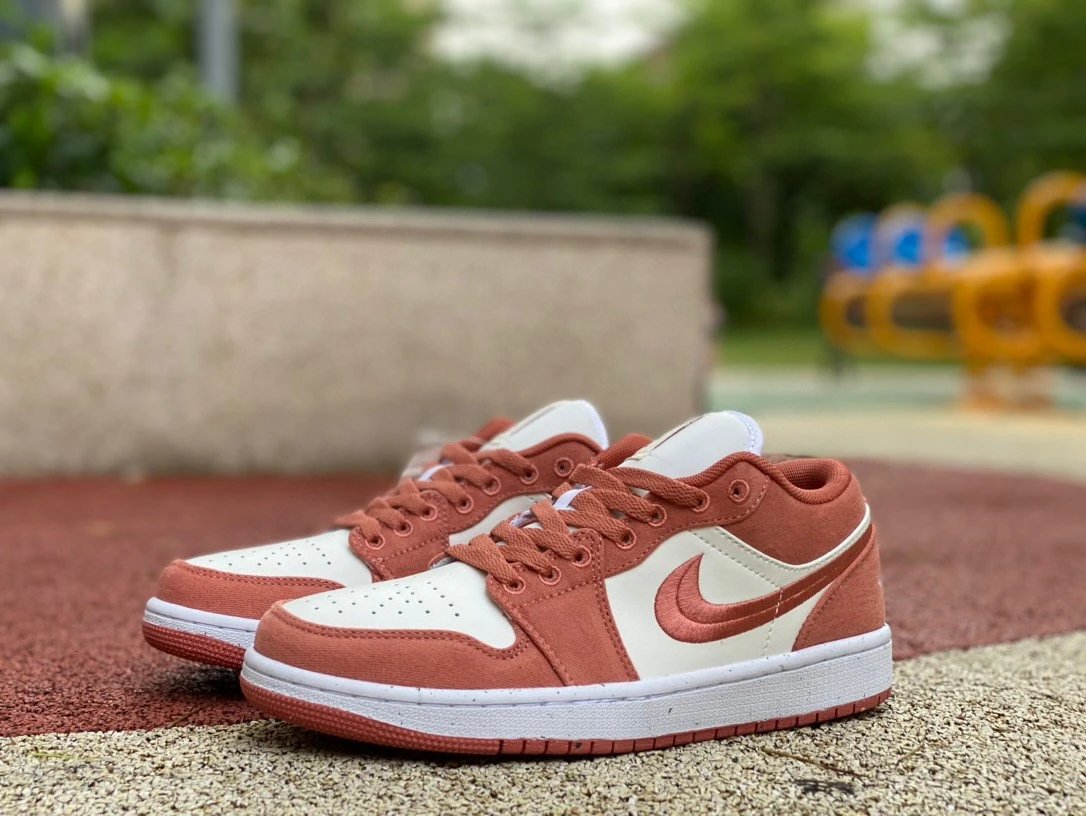 Jordan 1 Low