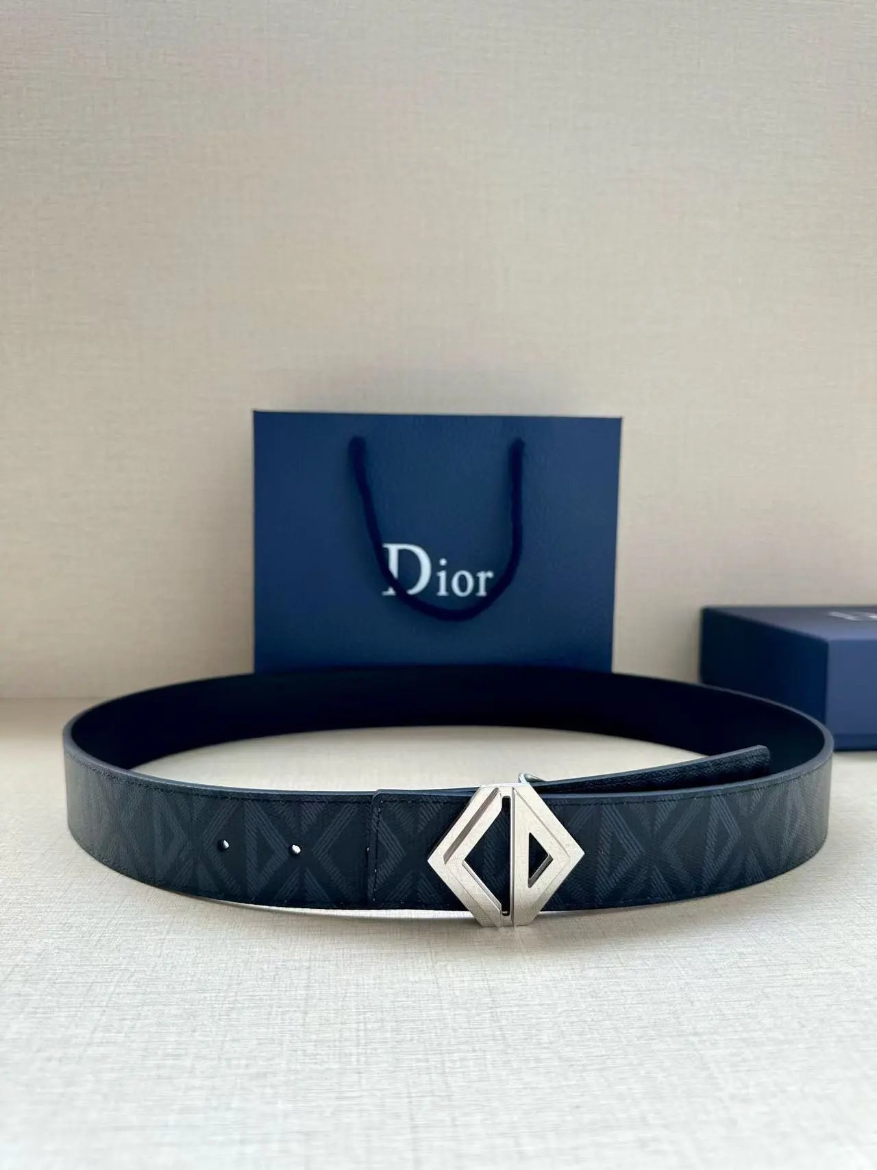  Louis Vuitton Fendi...Belt