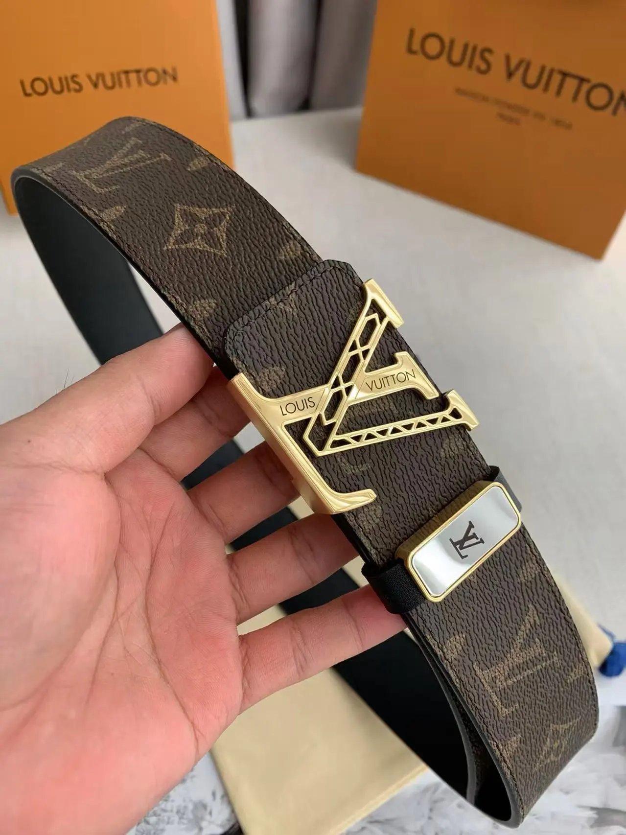 Louis Vuitton Prada...Belt