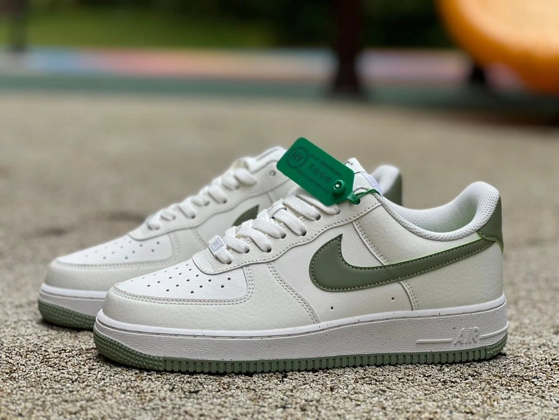 Nike Air Force 1 Low