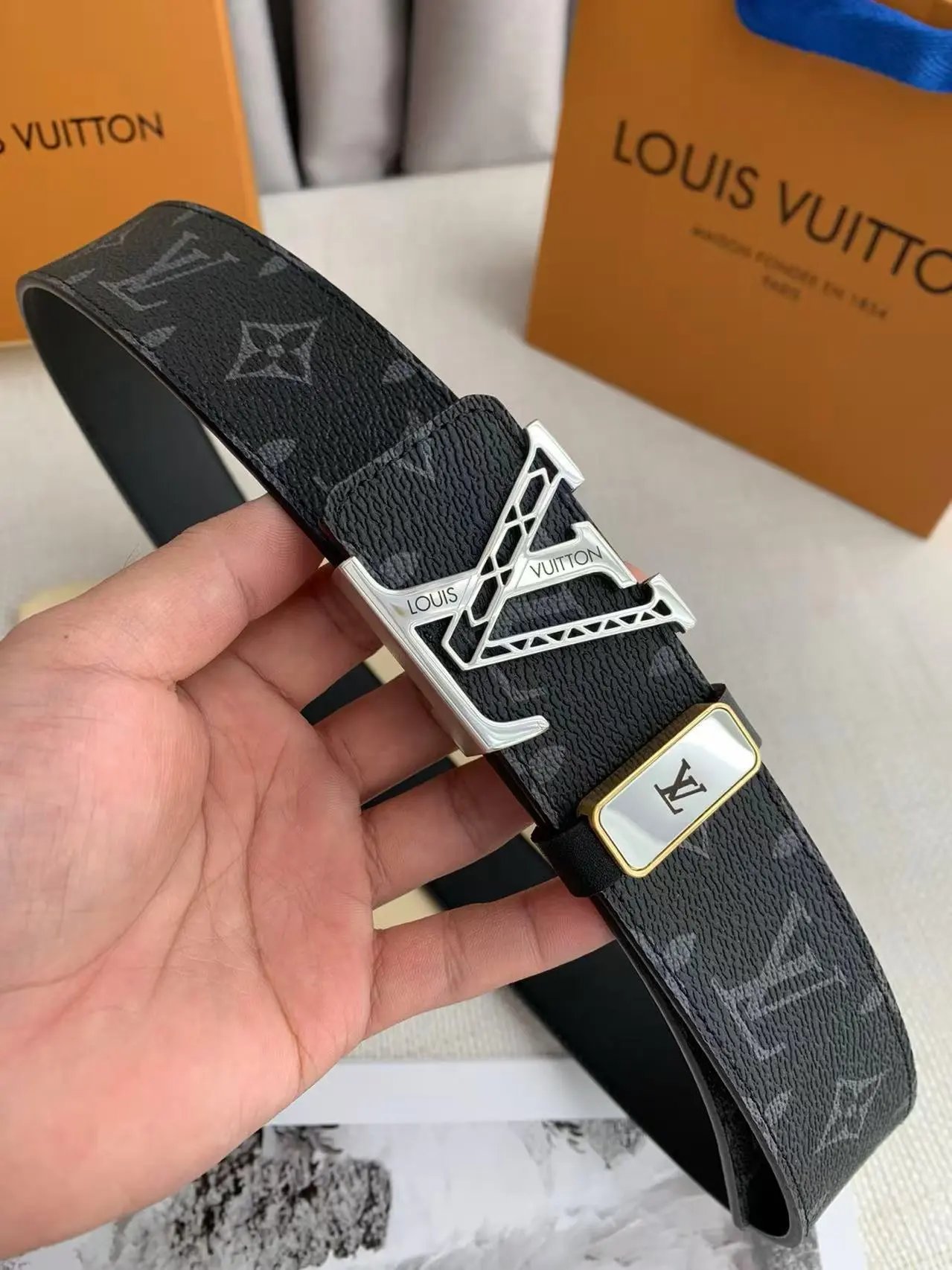 Louis Vuitton Prada...Belt