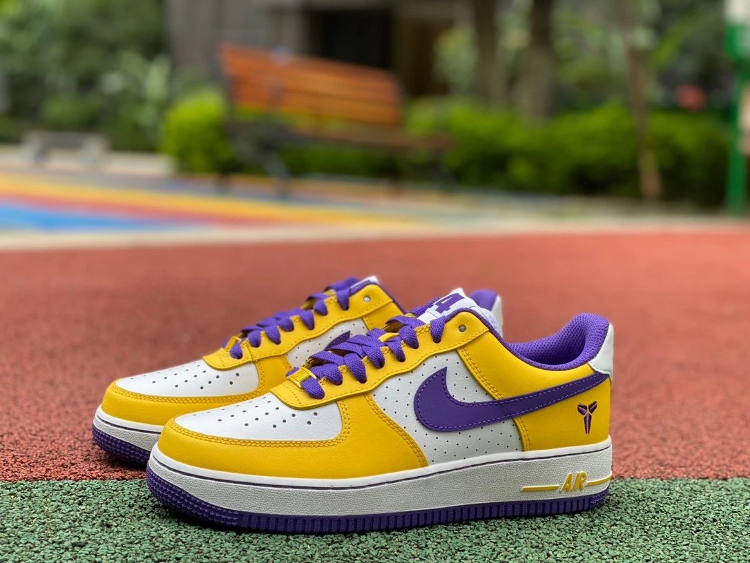 Nike Air Force 1 Mid