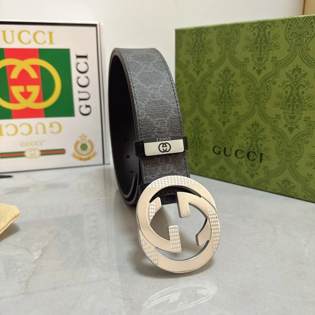  Louis Vuitton Gucci...Belt