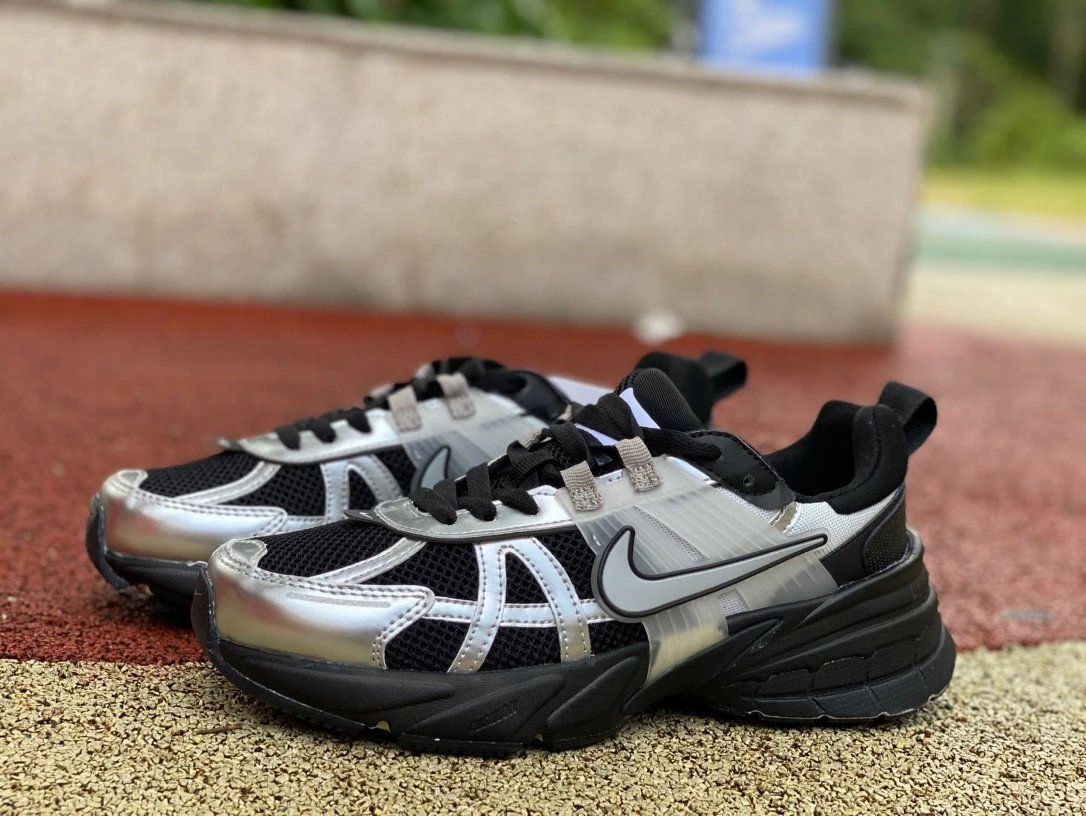 Nike V2K Run