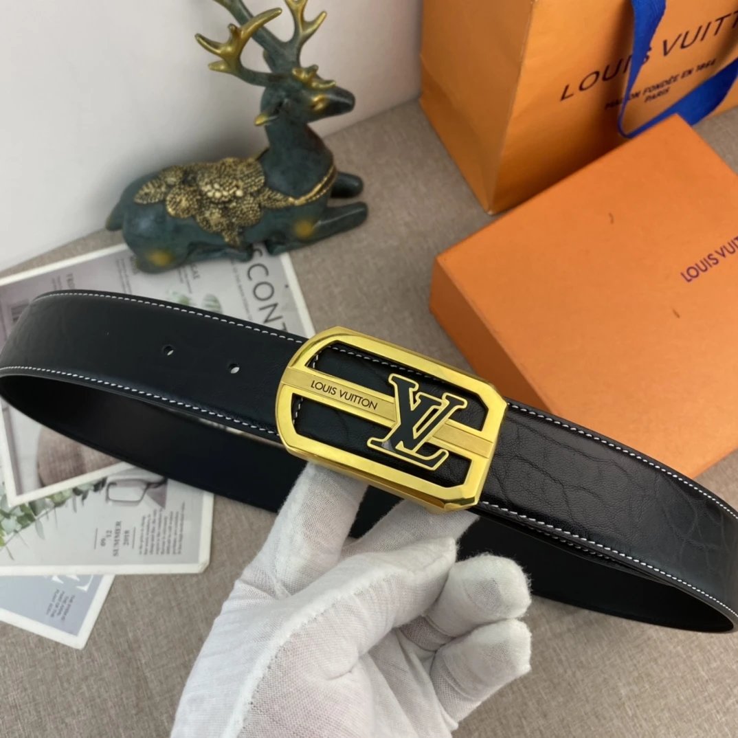  Louis Vuitton Gucci...Belt