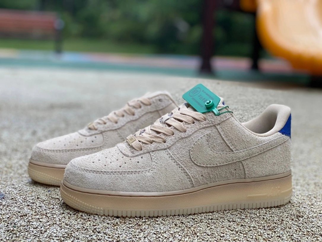 Nike Air Force 1 Mid