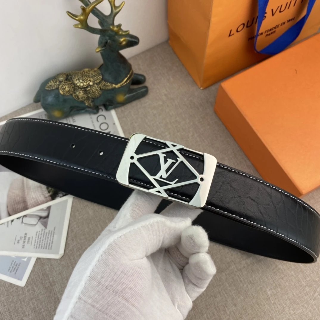  Louis Vuitton Gucci...Belt