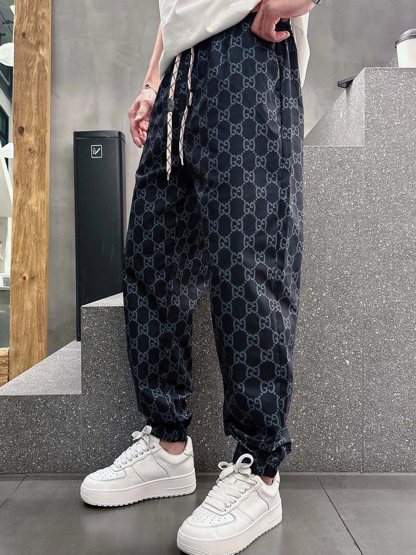 Gucci Pants