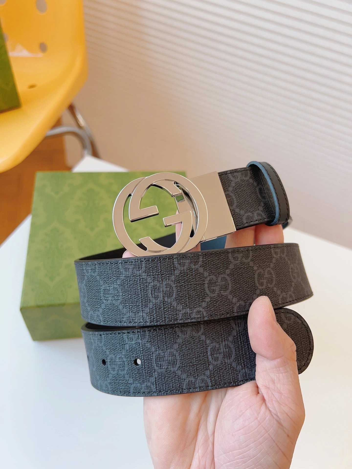  Louis Vuitton Gucci...Belt