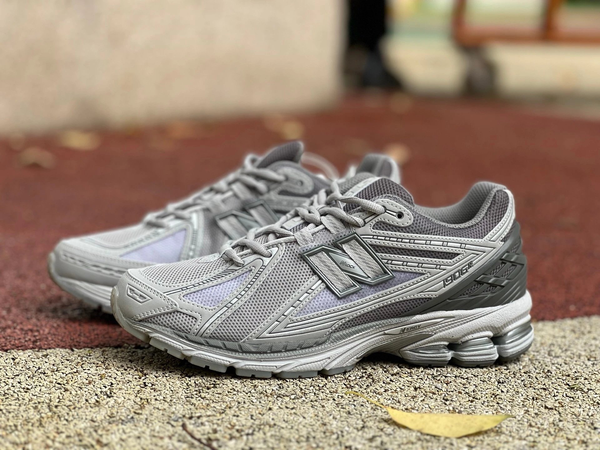 New Balance NB 1906R