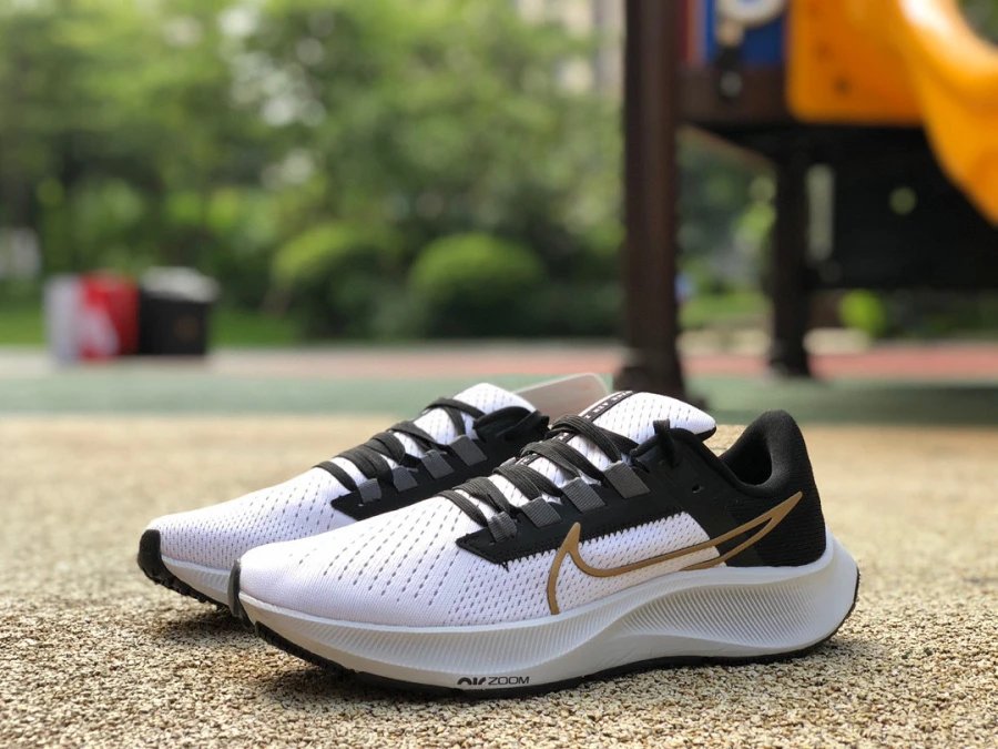Nike Zoom Fly 4