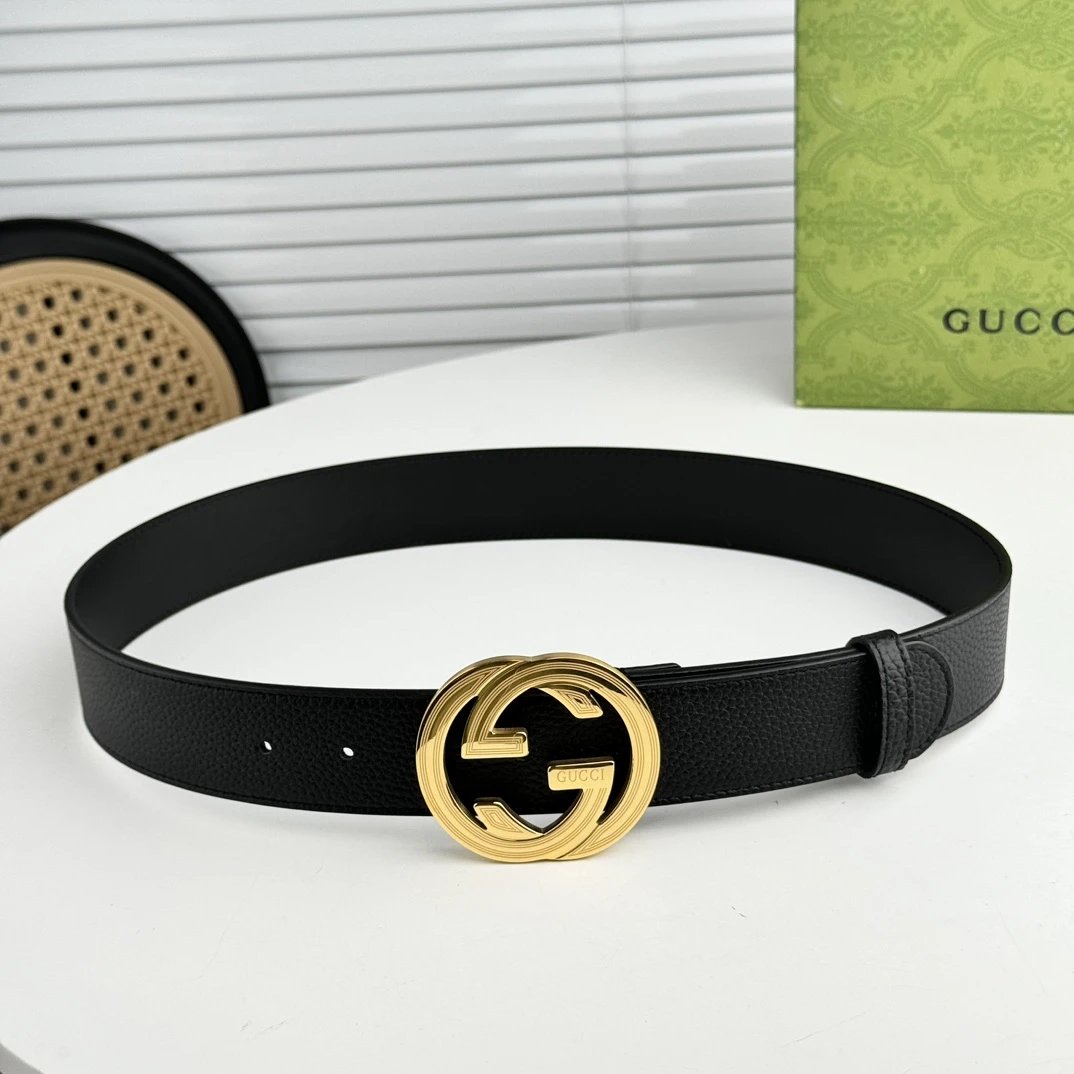 Louis Vuitton miu miu...Belt