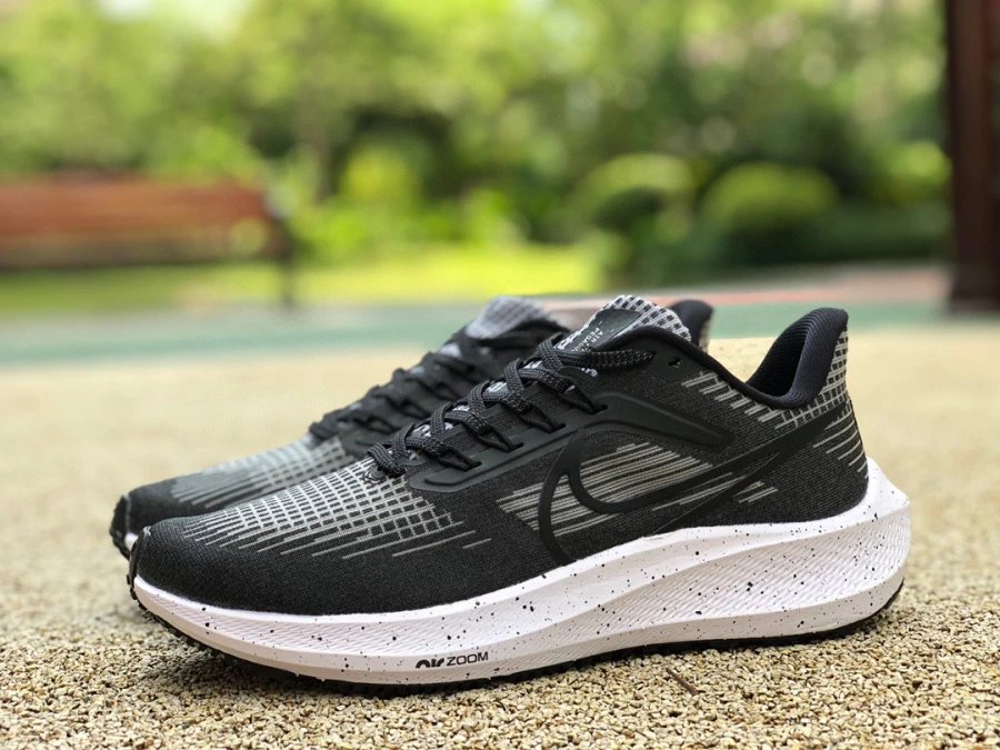 Nike Zoom Fly 4