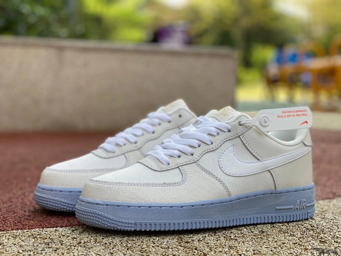 Nike Air Force 1 Low QS