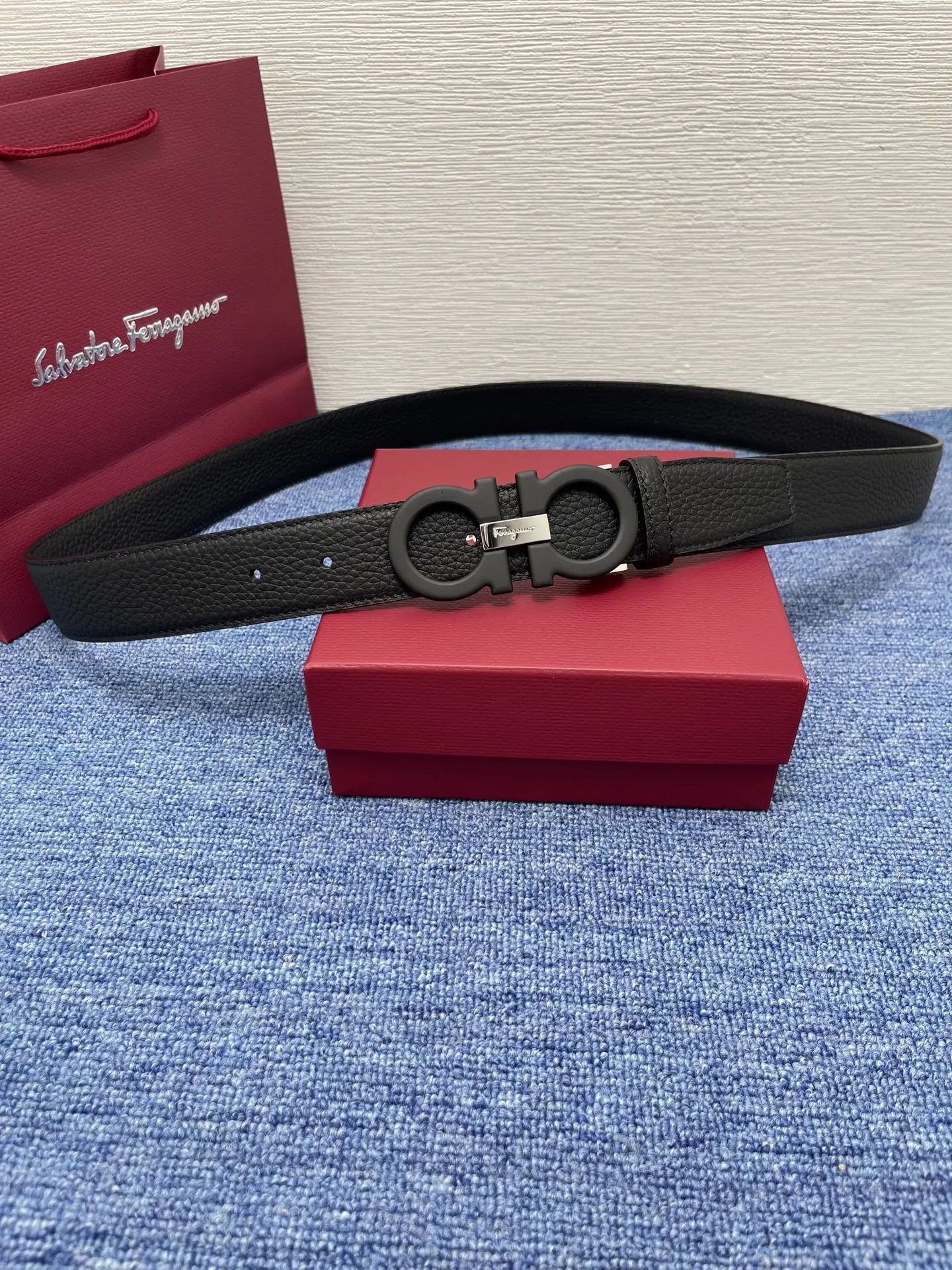  Louis Vuitton Gucci...Belt