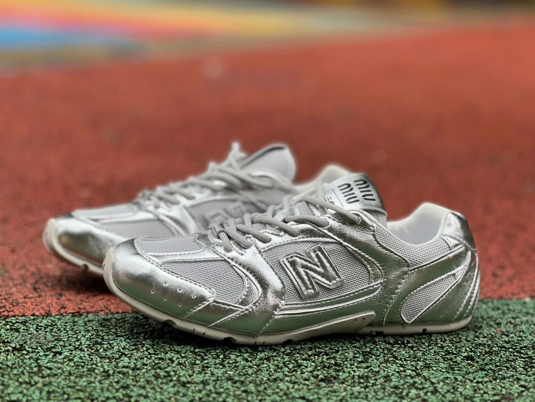 New Balance x MIU MIU NB 530 SL