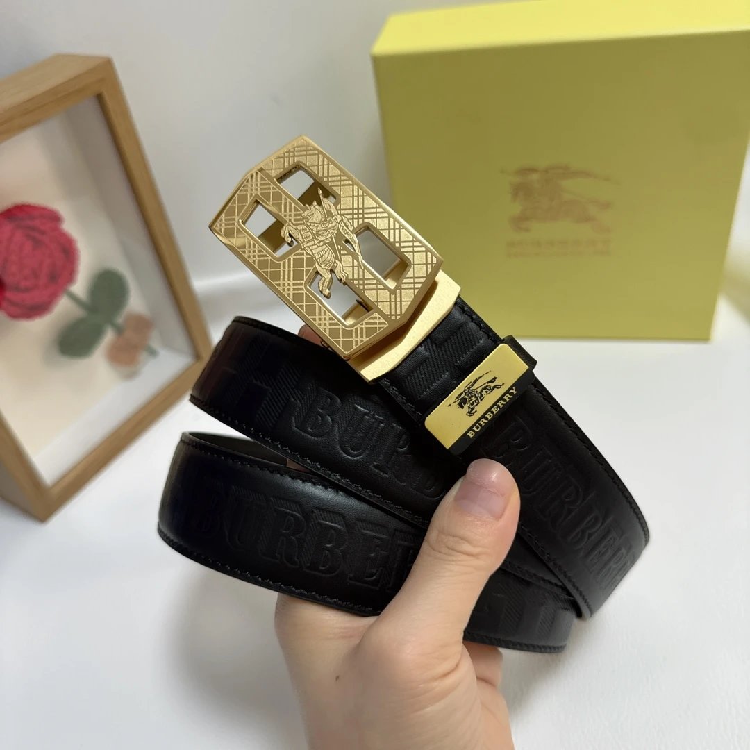 Louis Vuitton miu miu...Belt
