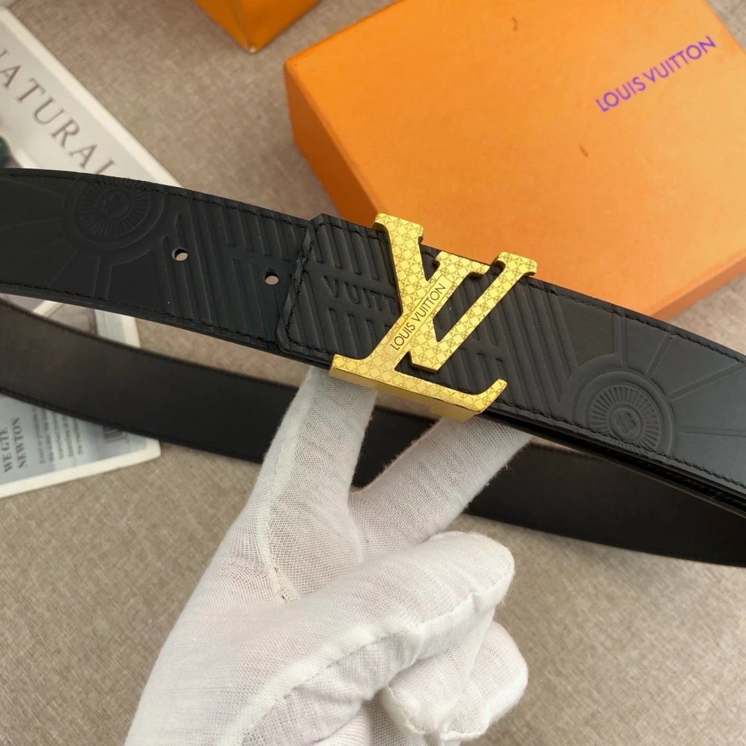 Louis Vuitton Gucci... Belt