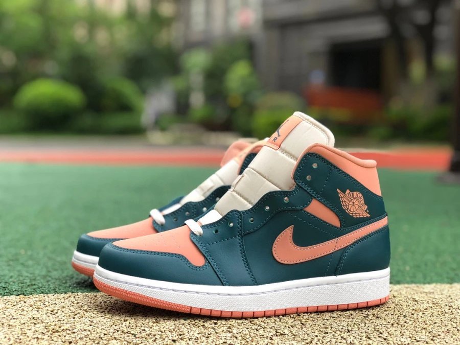Jordan 1 Mid