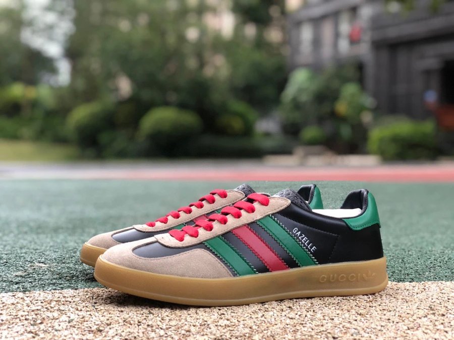 Gucci×ad Originals Gazelle