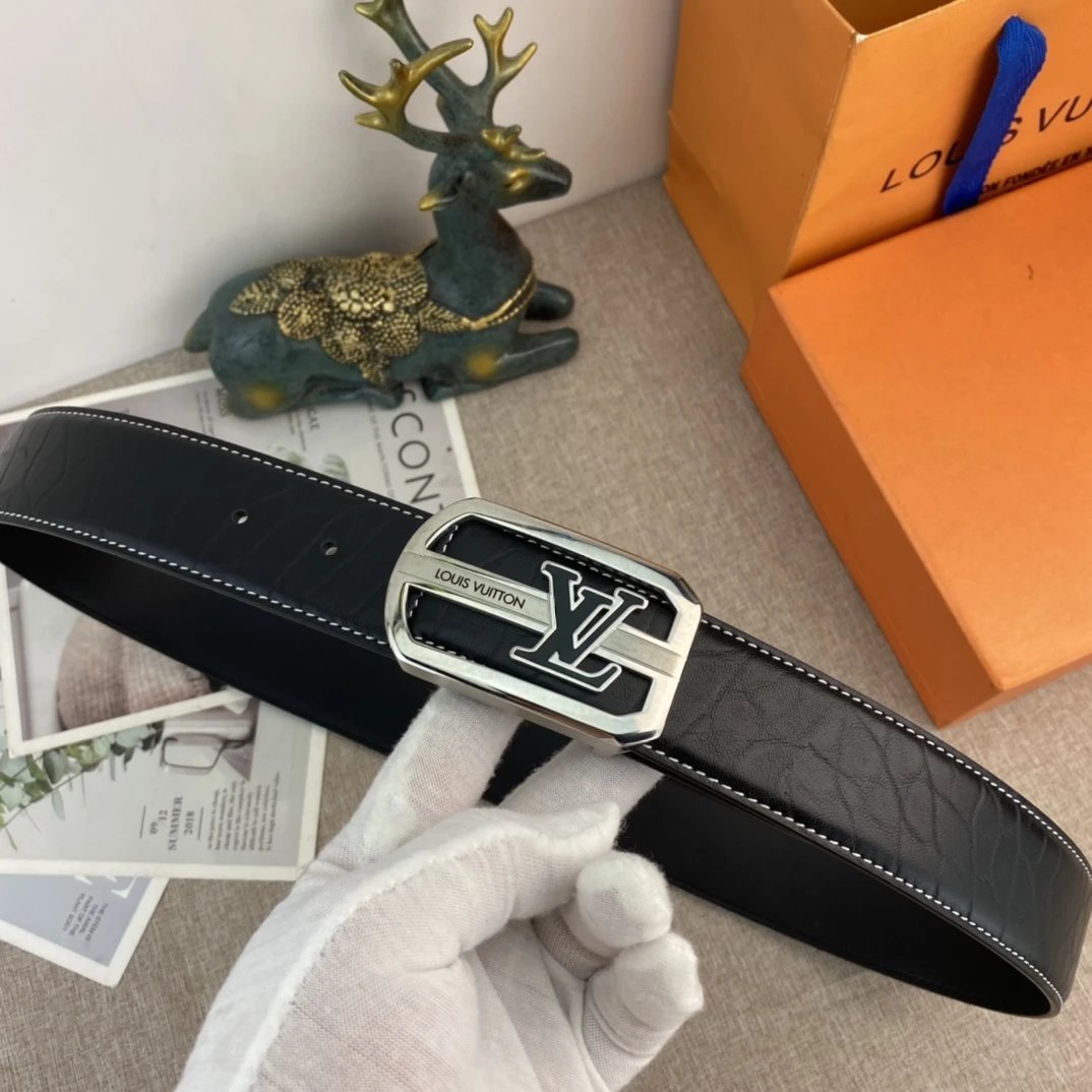  Louis Vuitton Gucci...Belt