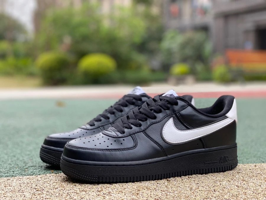 Nike Air Force 1 Low QS