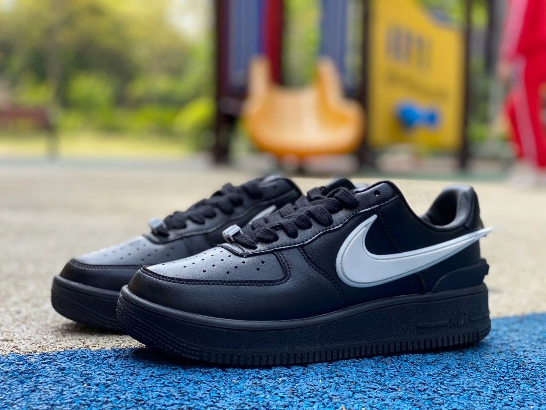 Nike Air Force 1 Low QS