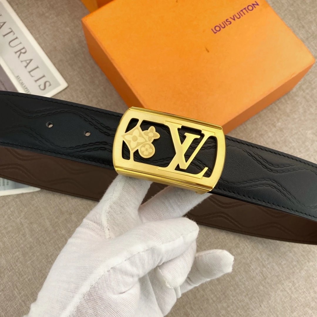Louis Vuitton Gucci... Belt