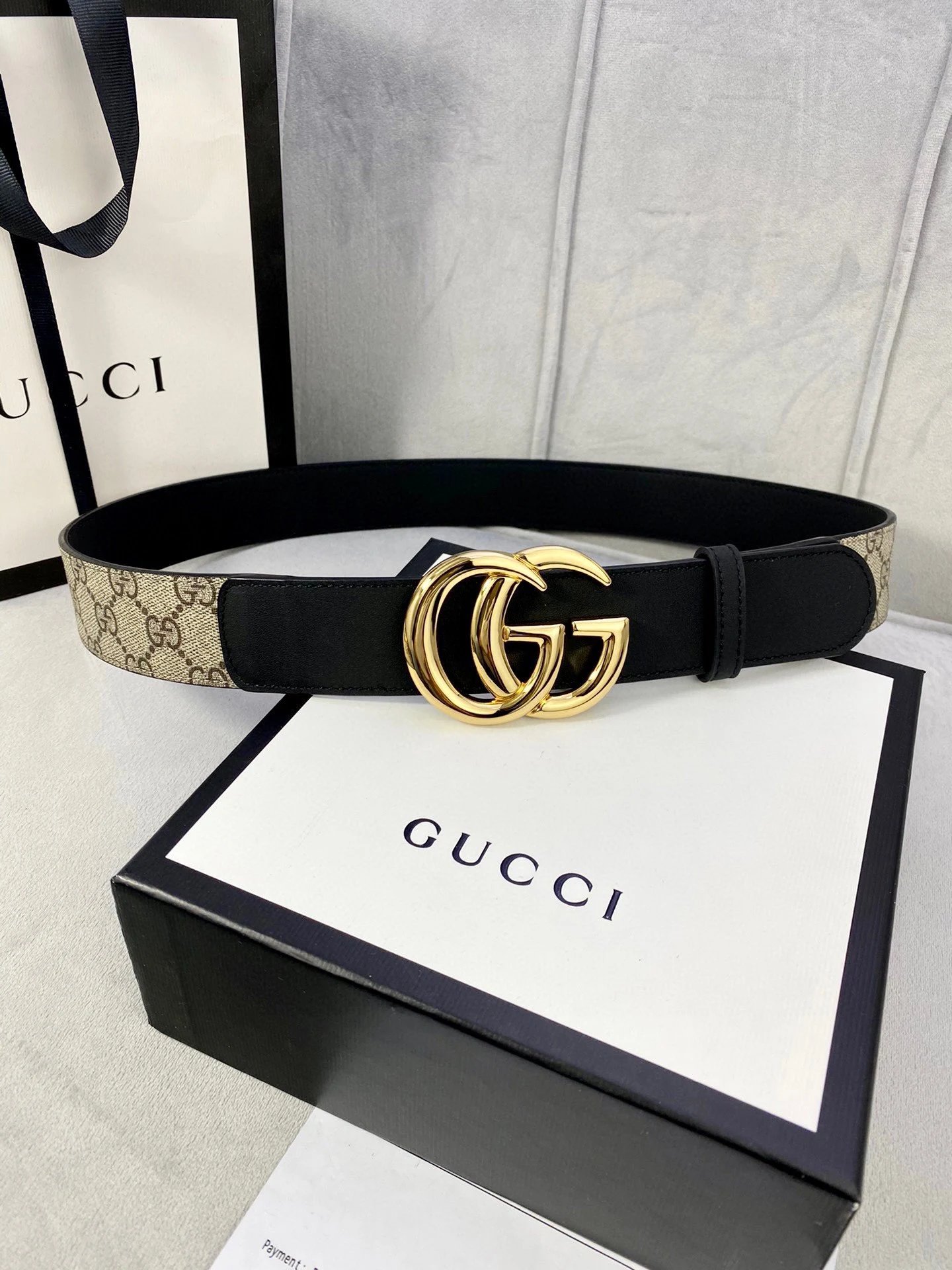 Louis Vuitton Gucci... Belt