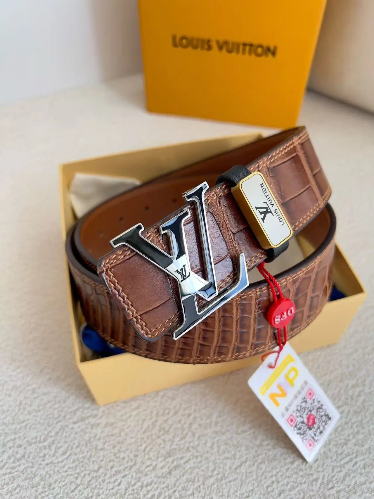  Louis Vuitton Gucci...Belt