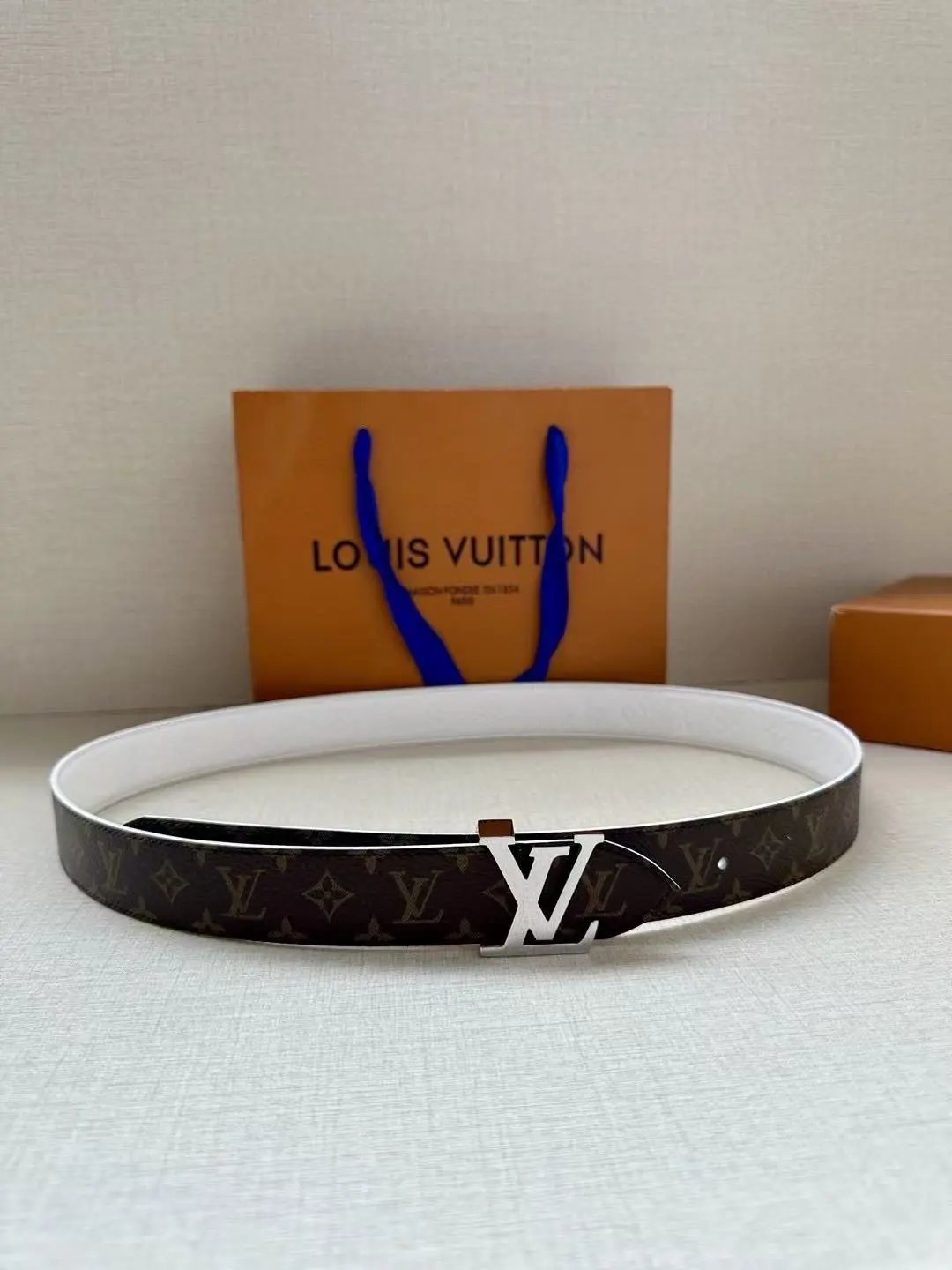  Louis Vuitton Versace...Belt