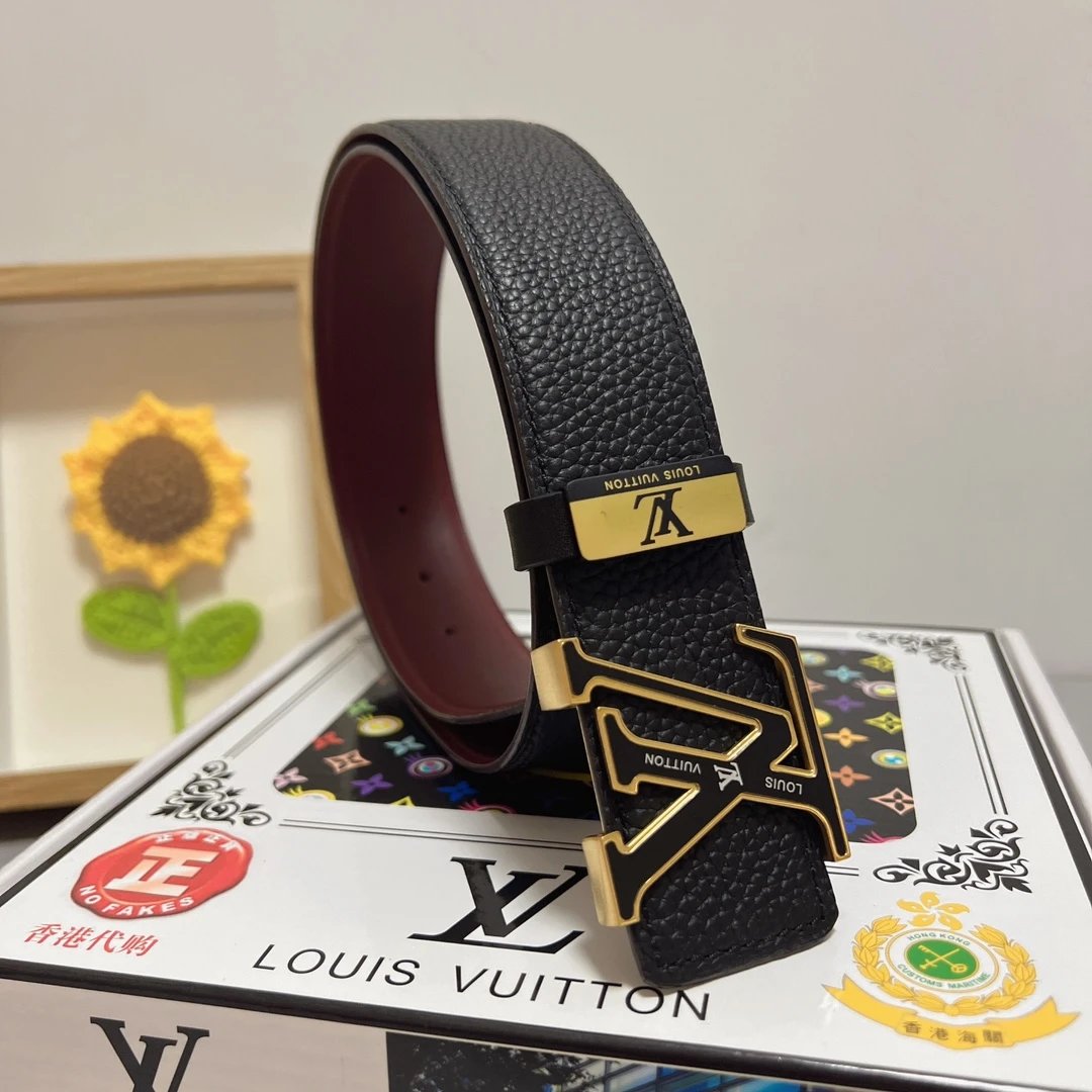  Louis Vuitton Gucci...Belt